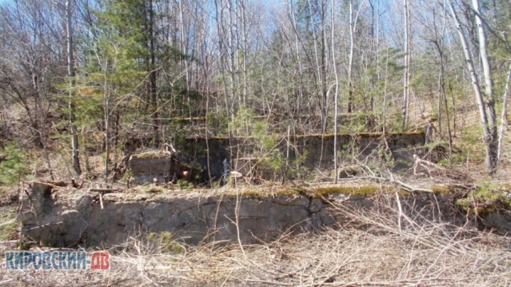 остатки обогатительной фабрики в п. Горный остатки обогатительной фабрики в п. Горный