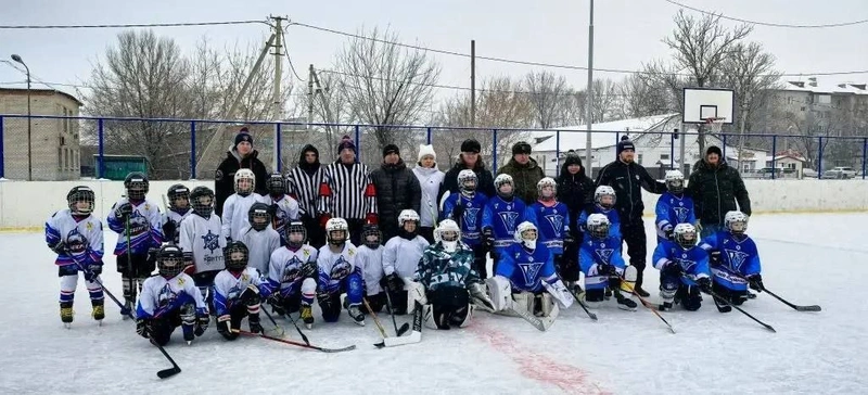 7 января, в городе Лесозаводск прошел Турнир по хоккею ...