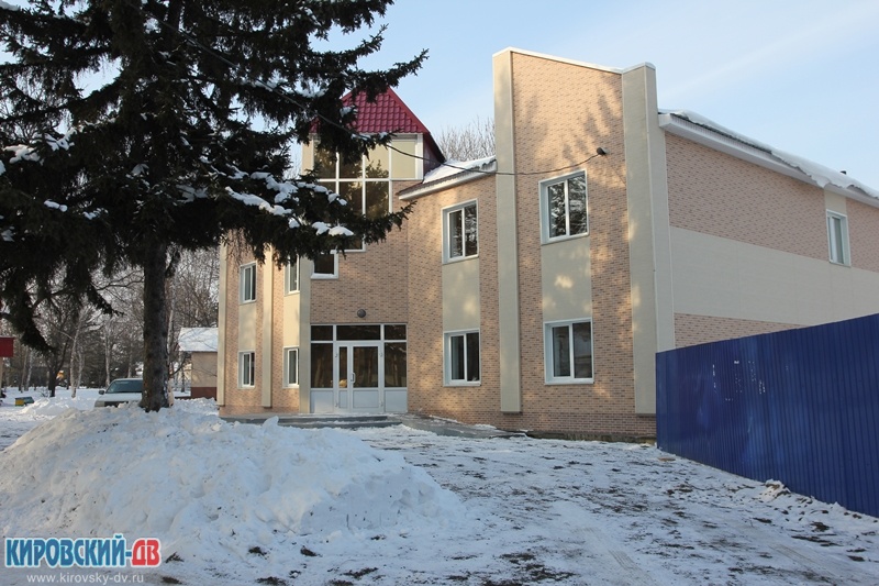 Торговый центр, пгт.Кировский