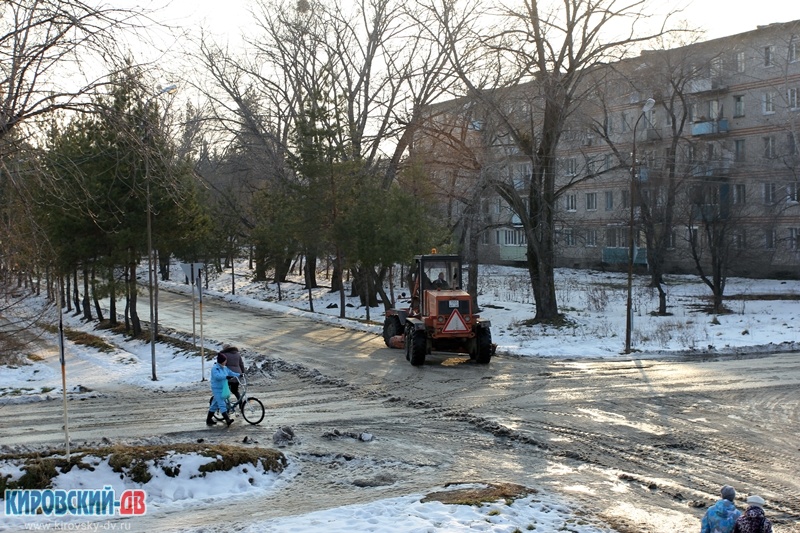 Чистка дорог, пгт.Кировский