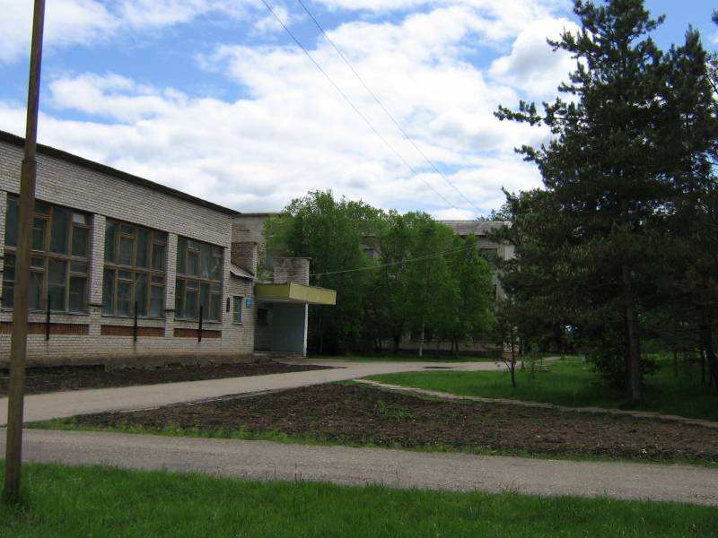 Вечерняя школа в пгт. Кировский